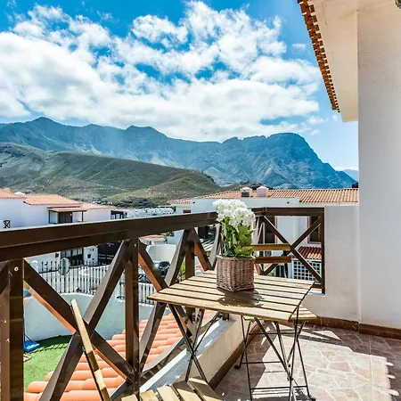 Home2book Charming House Agaete, Bbq & Garden أَغايتي