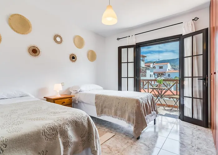 Home2book Charming House Agaete, Bbq & Garden Appartement